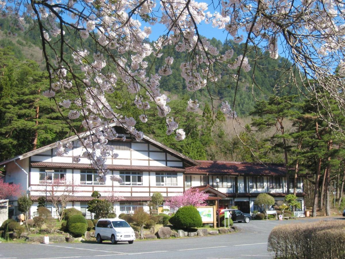 Готель 阿寺温泉 フォレスパ木曽あてら荘 Okuwa Екстер'єр фото