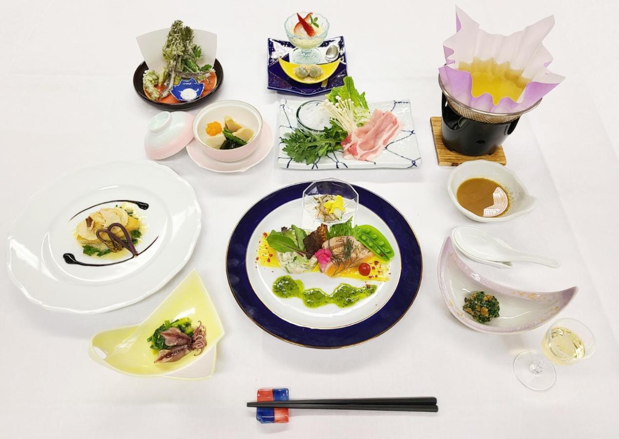 Готель 阿寺温泉 フォレスパ木曽あてら荘 Okuwa Екстер'єр фото