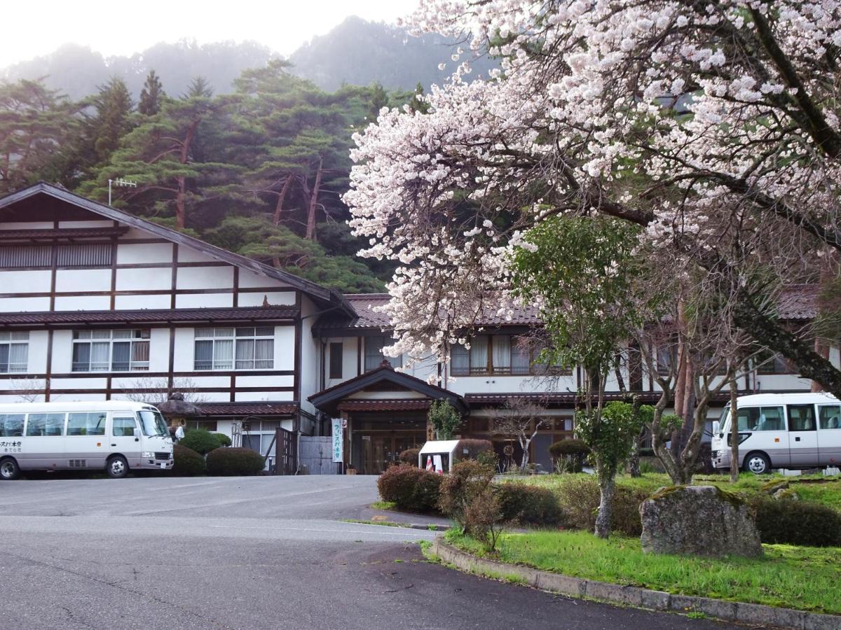 Готель 阿寺温泉 フォレスパ木曽あてら荘 Okuwa Екстер'єр фото