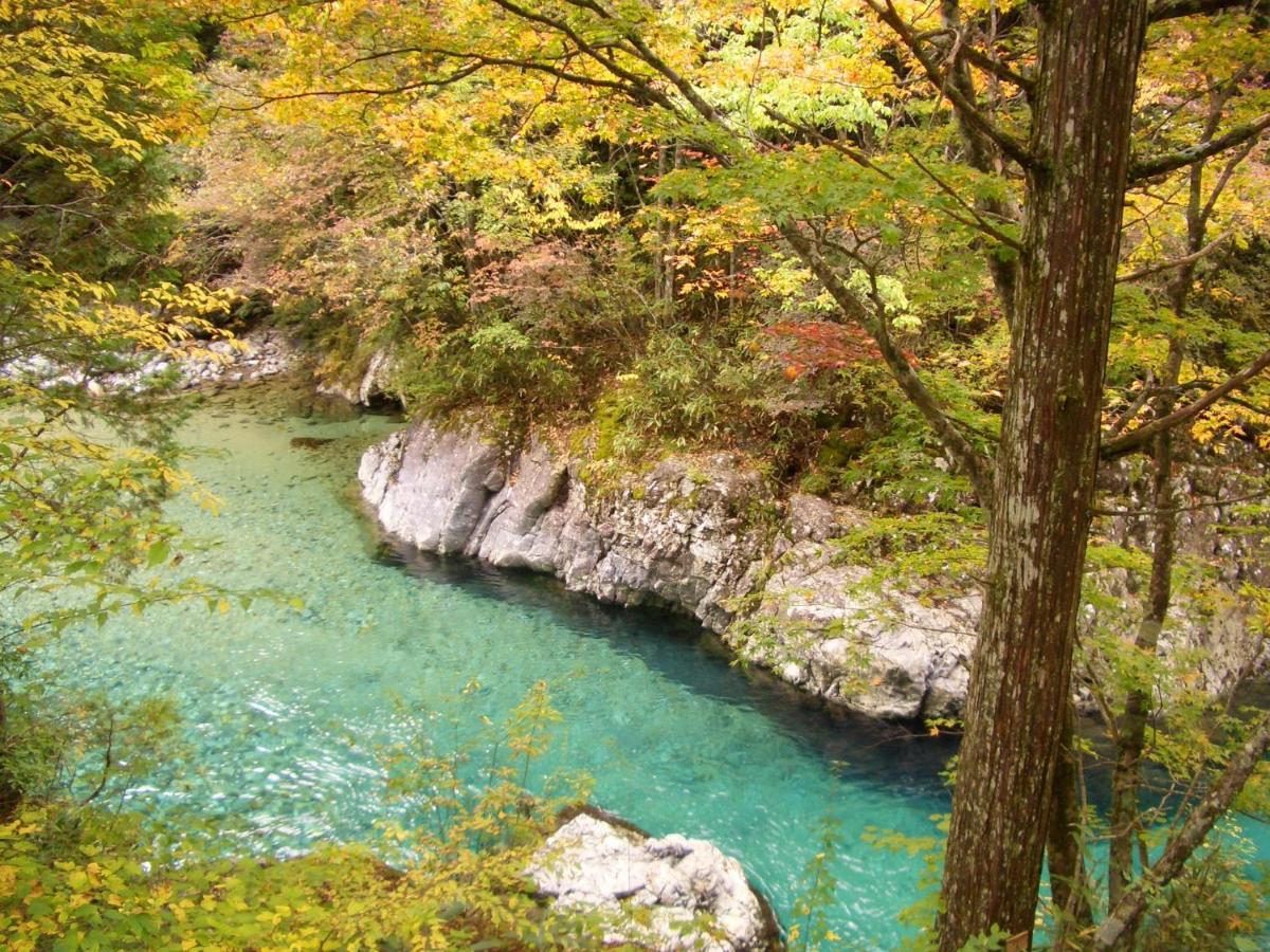 Готель 阿寺温泉 フォレスパ木曽あてら荘 Okuwa Екстер'єр фото