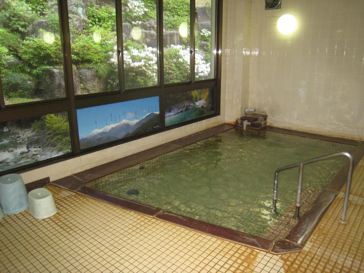Готель 阿寺温泉 フォレスパ木曽あてら荘 Okuwa Екстер'єр фото